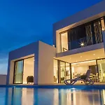 In Calpe With Pool Near Villa Ifach